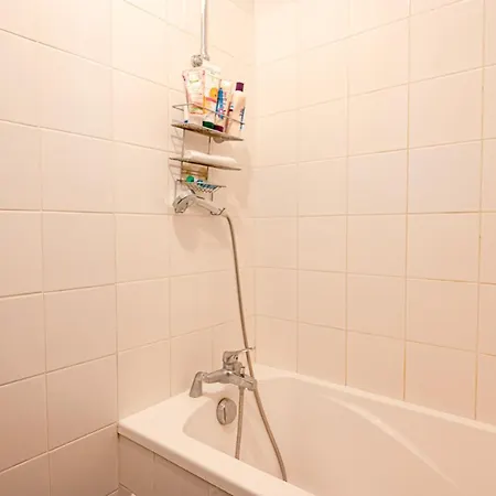 Cosy Studio In Belleville Διαμέρισμα *